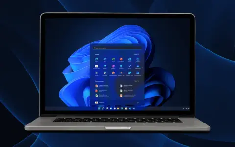 Screenshot di Windows 11 con menu Start aperto, mostra app pinnate e consigliate.