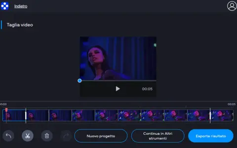 Interfaccia per tagliare un video. La timeline mostra clip con una donna, pronta per essere modificata.