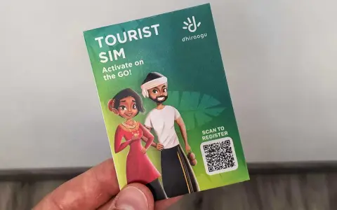Scheda SIM turistica Dhiraagu per internet alle Maldive. Attiva subito per restare connesso durante la tua vacanza.